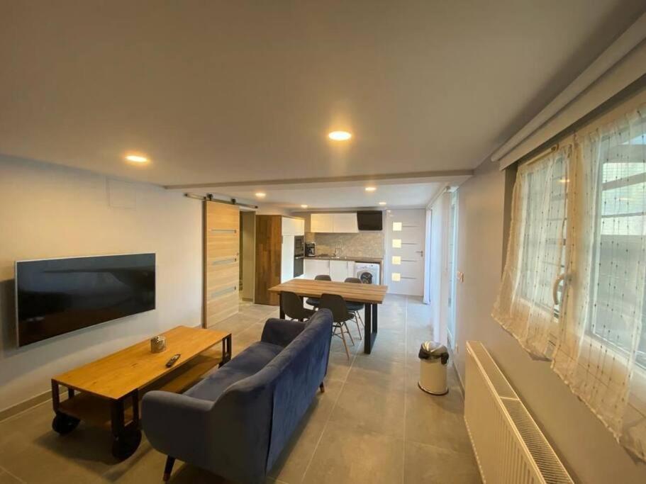 Appartement 2 Pieces Cosy Au Calme Mitry-Mory Exteriör bild